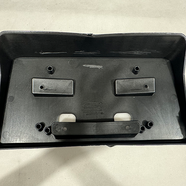 14silverado Front License Plate JS23-122