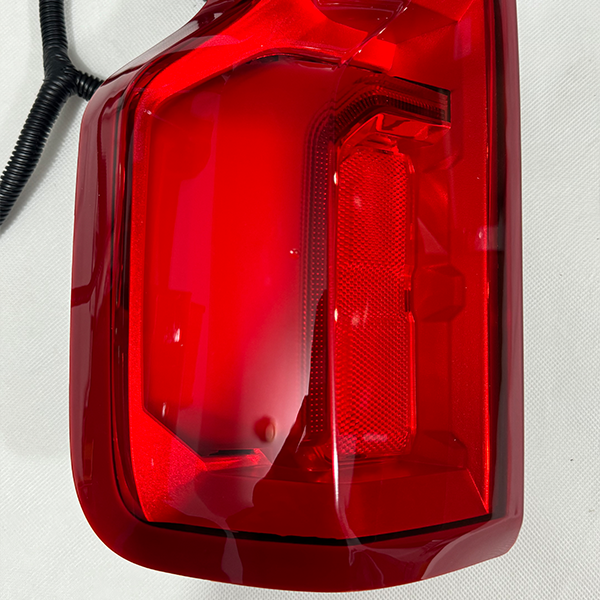 19silverado LED JS23-044