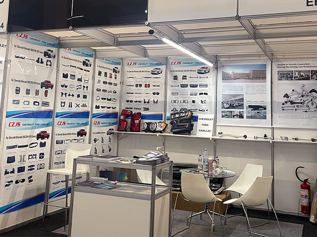 Exhibition booth of Jiasheng showing car lights and brackets